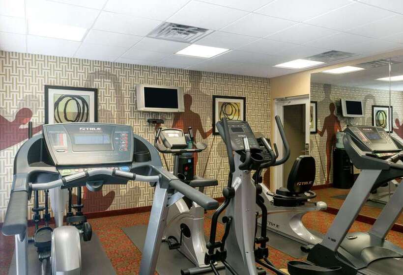 فندق Hawthorn Extended Stay By Wyndham Kingsland