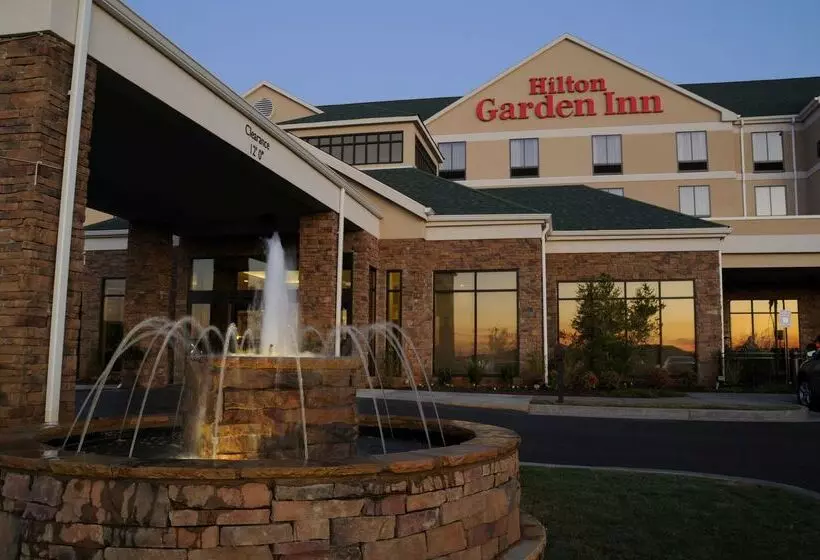 בית מלון כפרי Hilton Garden Inn Cartersville