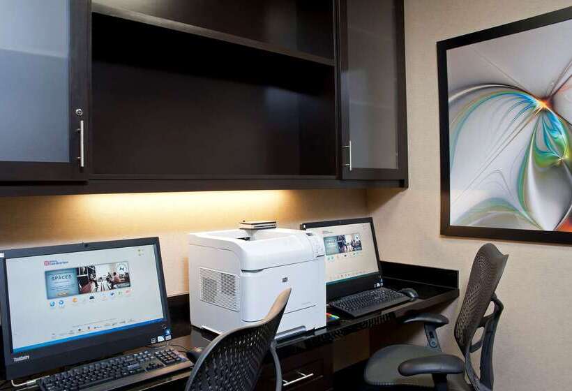 בית מלון כפרי Hilton Garden Inn Fort Worth Alliance Airport