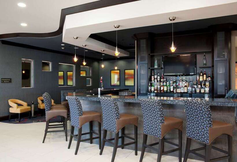 בית מלון כפרי Hilton Garden Inn Fort Worth Alliance Airport