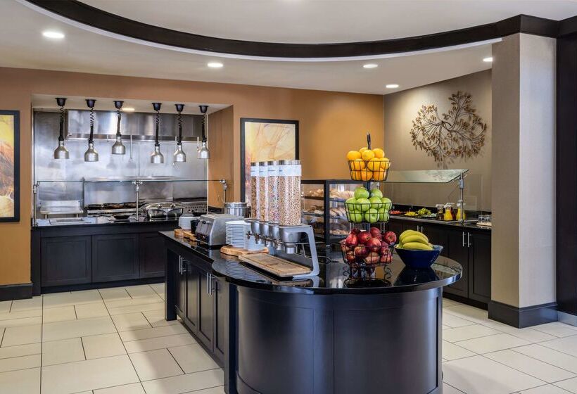 בית מלון כפרי Hilton Garden Inn Fort Worth Alliance Airport