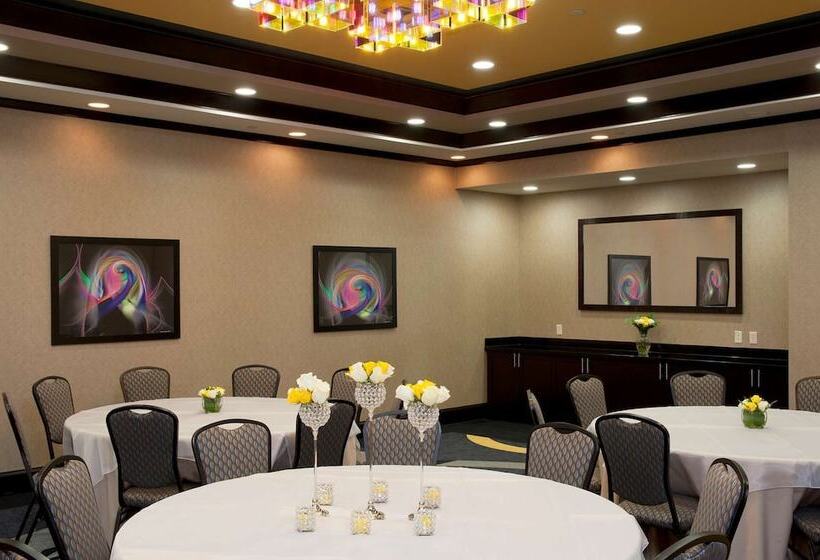 בית מלון כפרי Hilton Garden Inn Fort Worth Alliance Airport