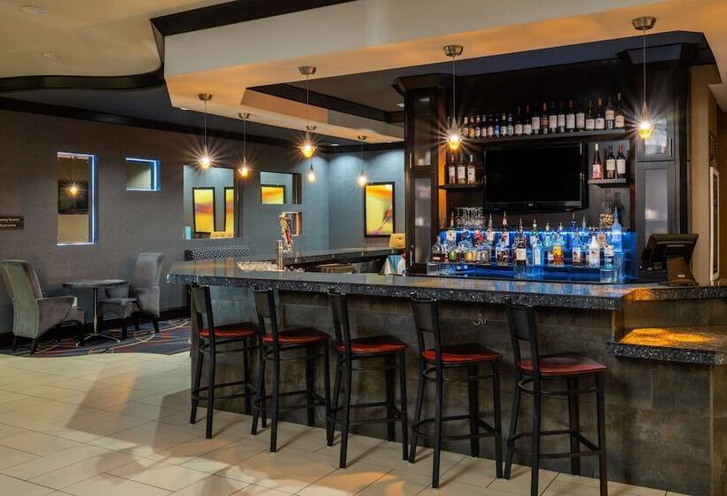 בית מלון כפרי Hilton Garden Inn Fort Worth Alliance Airport