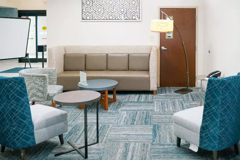 Holiday Inn Express Hotel & Suites Hope Mills Fayetteville Airport, An Ihg