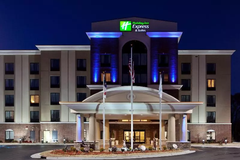 Holiday Inn Express Hotel & Suites Hope Mills Fayetteville Airport, An Ihg