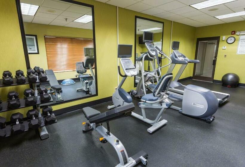 فندق Holiday Inn Express & Suites Wilmington University Center, An Ihg