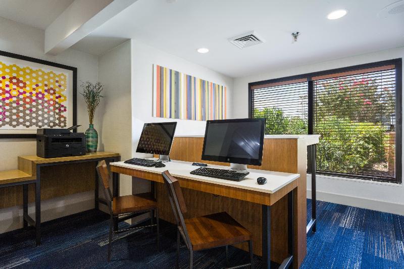 فندق Holiday Inn Express & Suites Wilmington University Center, An Ihg