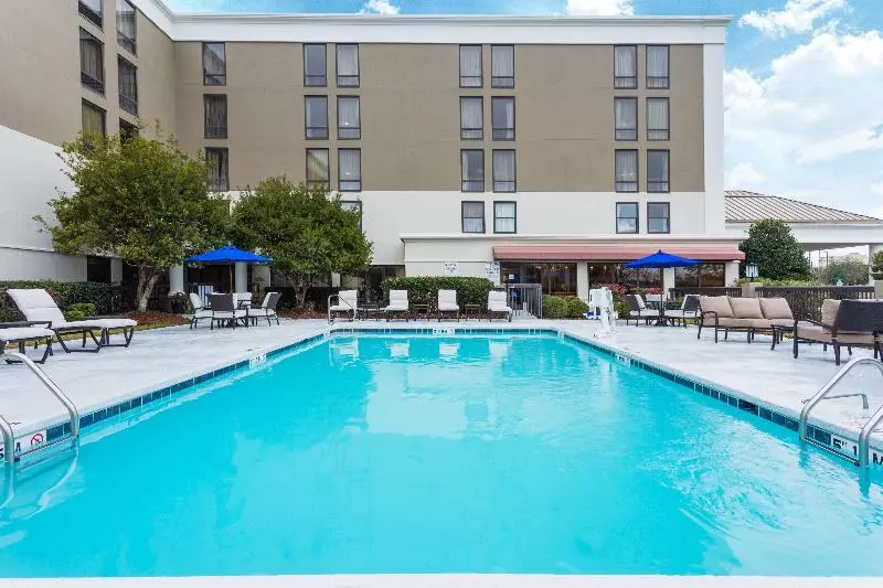 Hotel Holiday Inn Express & Suites Wilmington University Center, An Ihg