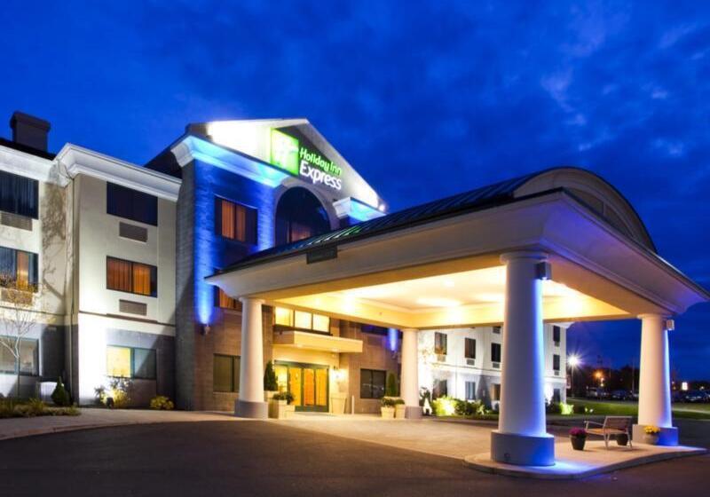 فندق Holiday Inn Express Syracuse Airport, An Ihg