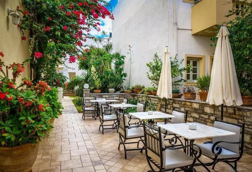 ホテル Malia Mare