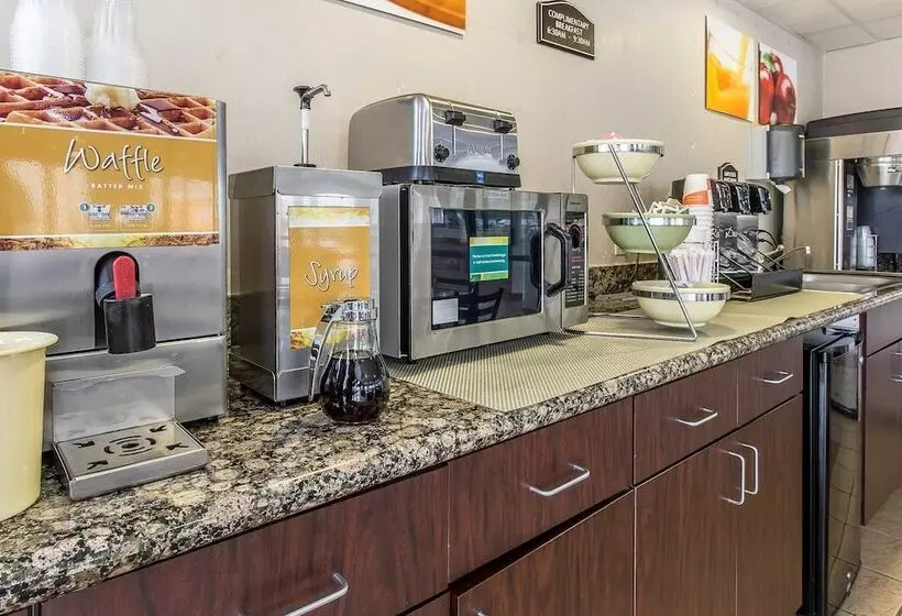 فندق Quality Inn Montgomery South