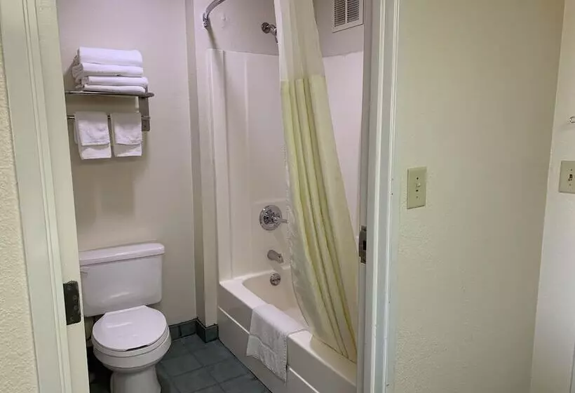 فندق Quality Inn Montgomery South