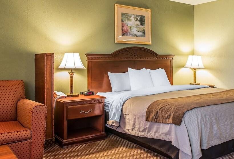 هتل Quality Inn & Suites Ann Arbor Hwy 23