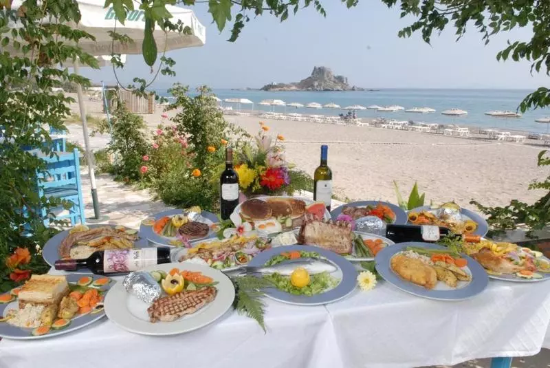 هتل Sacallis Inn Beach