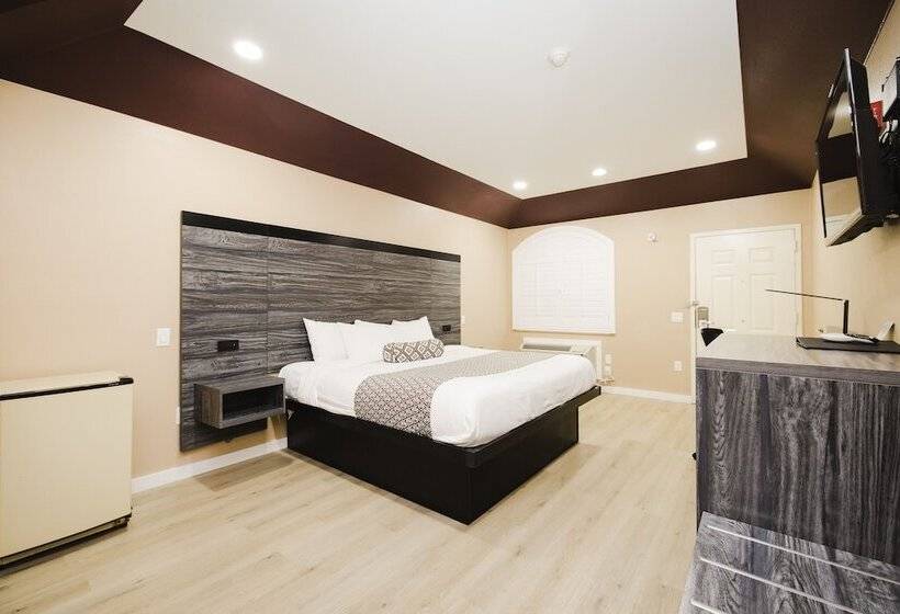 호텔 Sapphire Inn & Suites