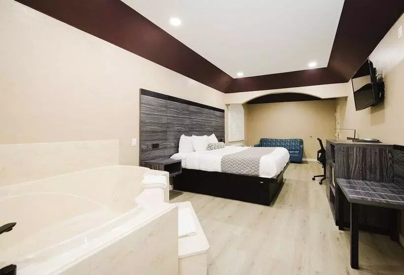 בית מלון כפרי Sapphire Inn & Suites