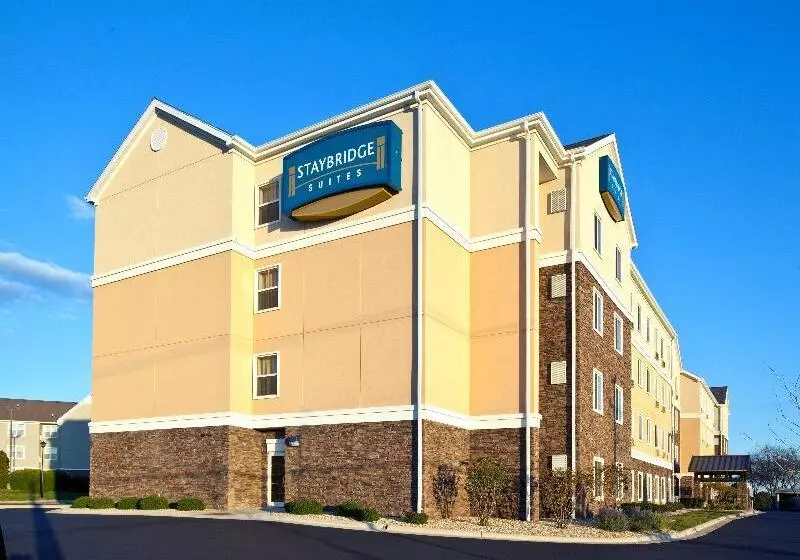 בית מלון כפרי Staybridge Suites Rockford, An Ihg