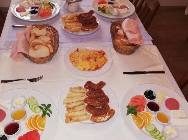 בית מלון כפרי Tekeli Konaklari