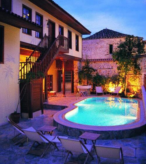 בית מלון כפרי Tekeli Konaklari