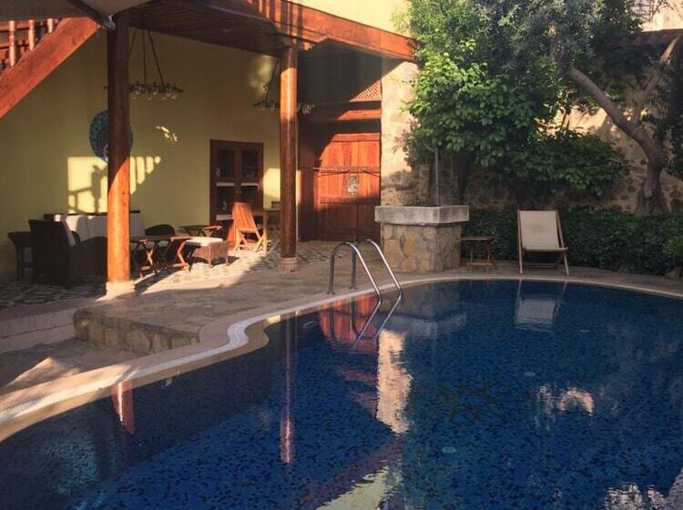 בית מלון כפרי Tekeli Konaklari