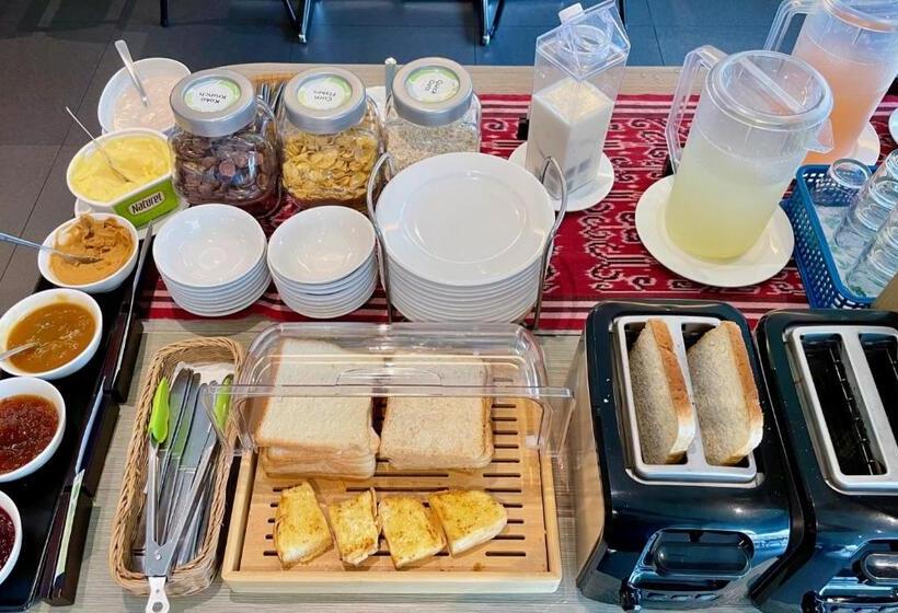 فندق The Limetree