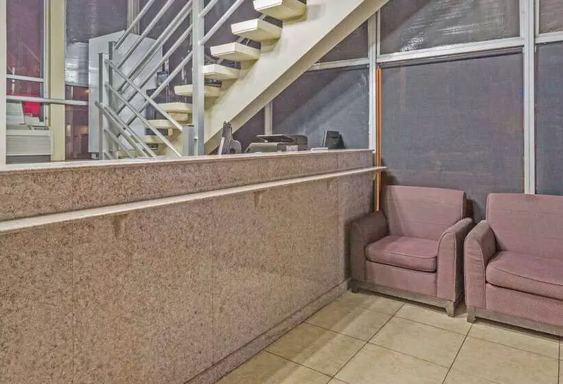 酒店 Travelodge By Wyndham Virginia Beach