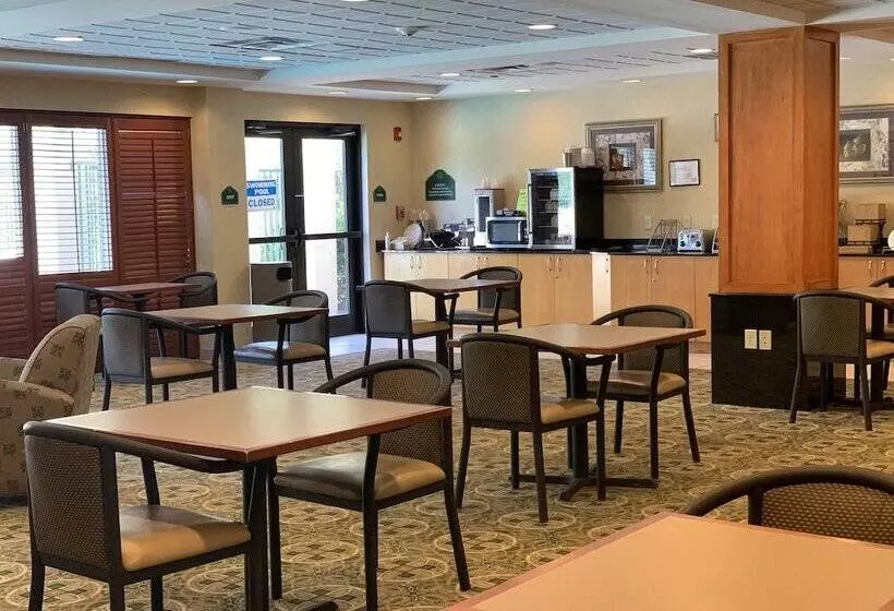 Hotel Wingate By Wyndham Lagrange