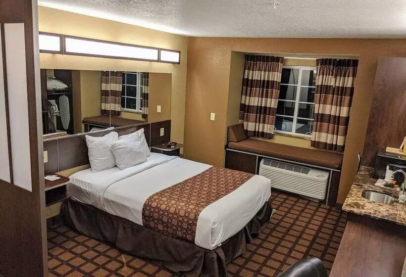 Microtel Inn And Suites Montgomery