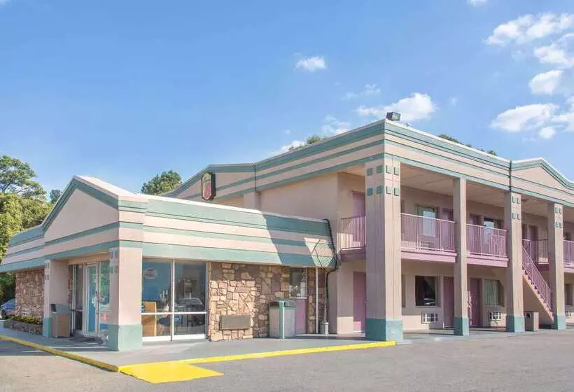 فندق على الطريق Super 8 By Wyndham Durham/university Area Nc