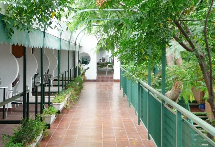 هاستل Ap Costas Camping Playa Y Fiesta