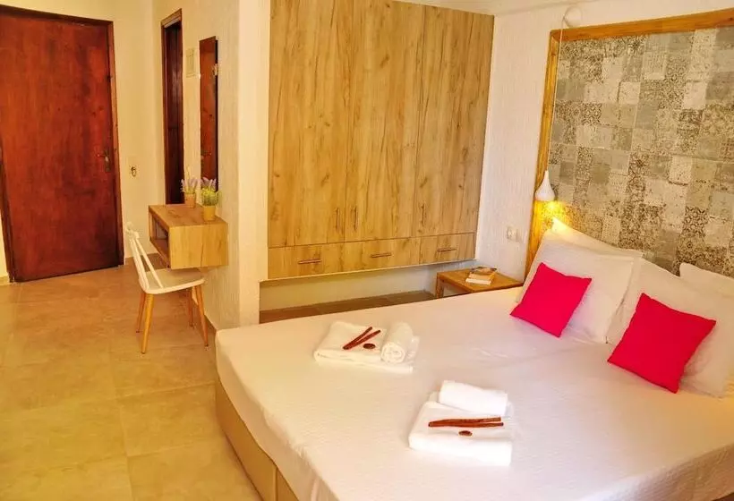 Cleopatra Apartments