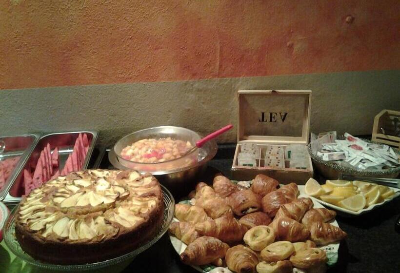 Hotel Acapulco Beach