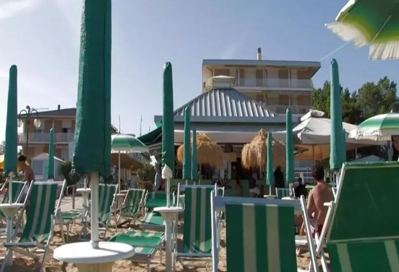 Hotel Acapulco Beach