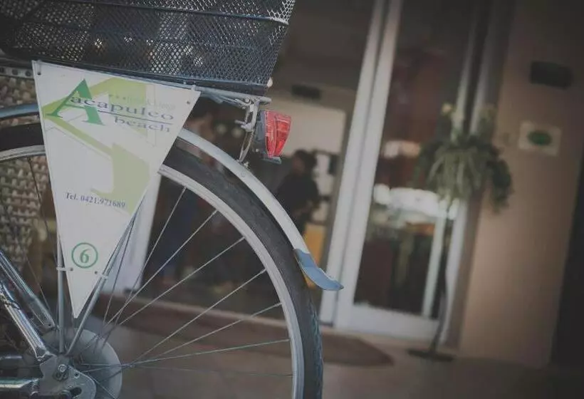 Hotel Acapulco Beach