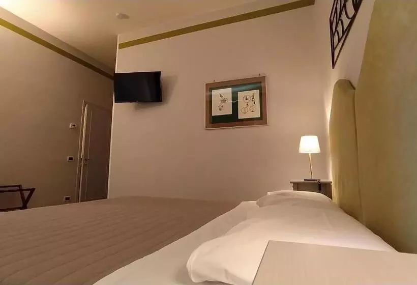 Otel Albergo Moderno