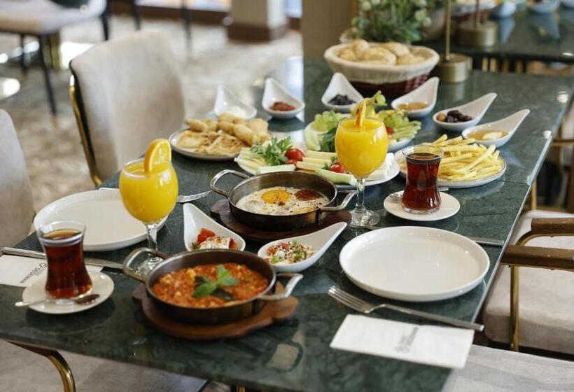 هتل Park Dedeman Kızılay Ankara