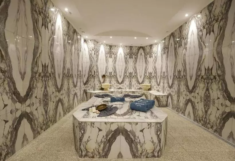 هتل Park Dedeman Kızılay Ankara