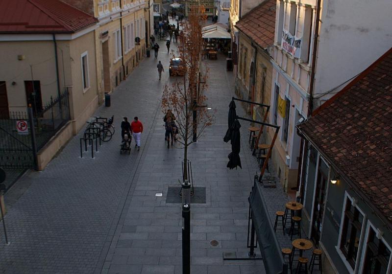 هتل Fullton Central