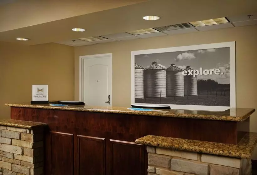 Отель Hampton Inn Suites Altus