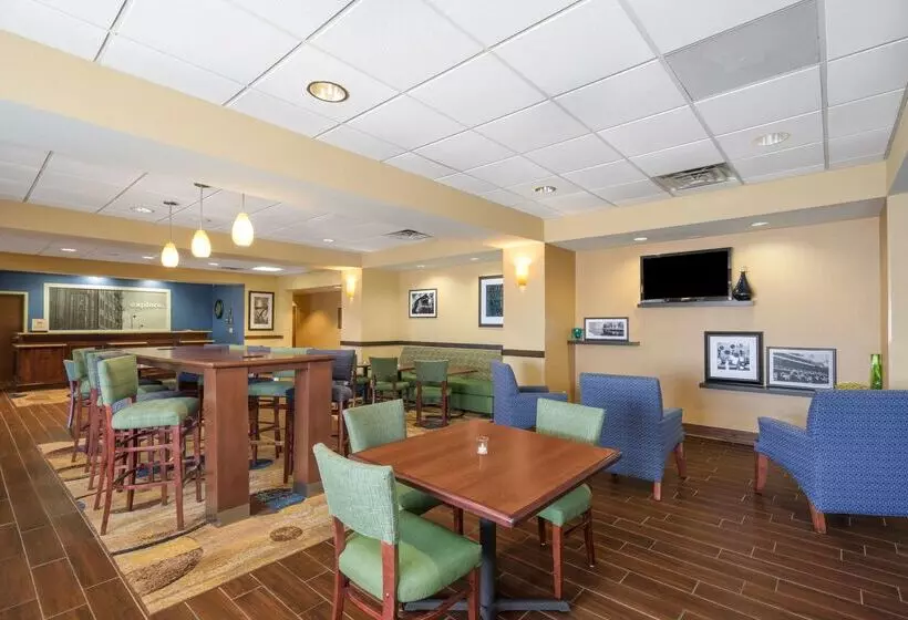 Otel Hampton Inn Maysville