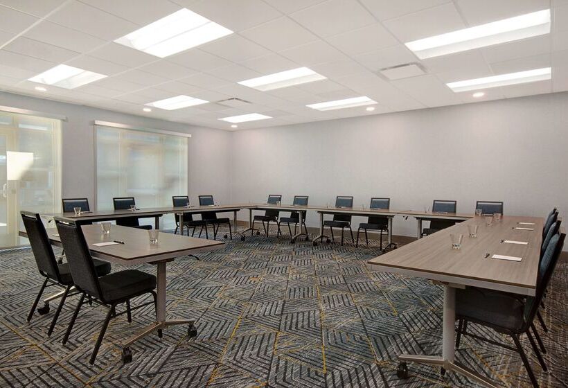 בית מלון כפרי Homewood Suites Lexington Hamburg