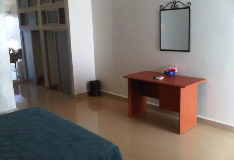 هتل La Voile D Or