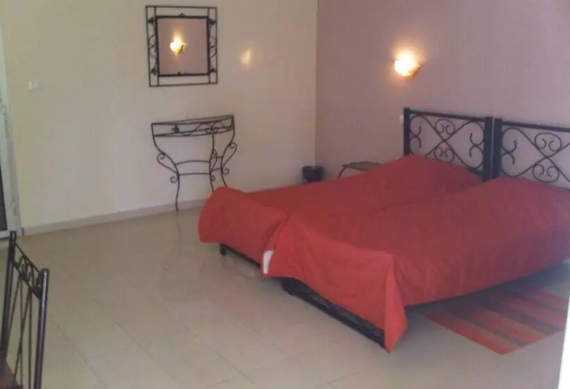 هتل La Voile D Or