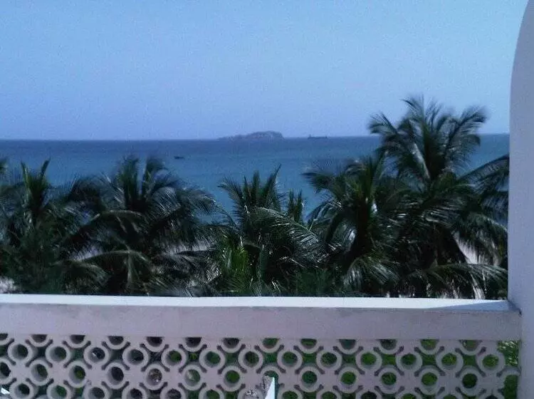 هتل La Voile D Or