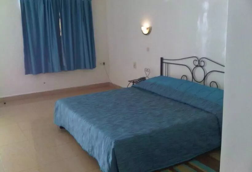 هتل La Voile D Or