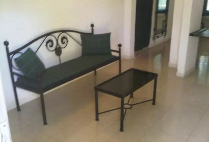 هتل La Voile D Or