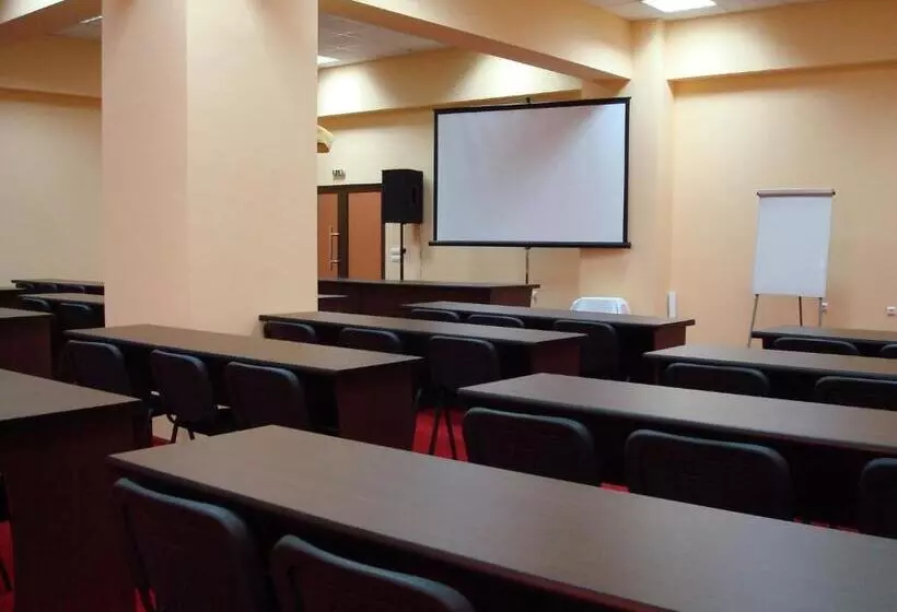 هتل Magnus Galati