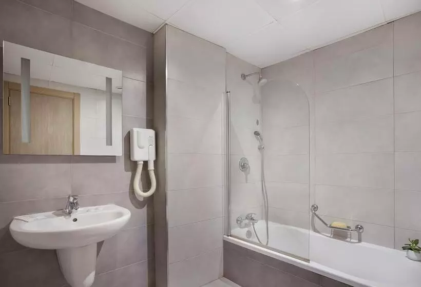 Plaza Regency Hotels