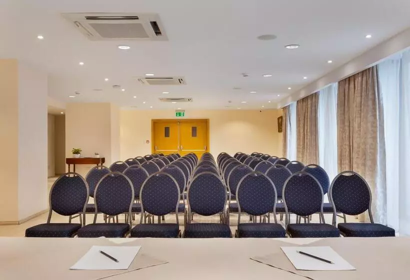 Plaza Regency Hotels