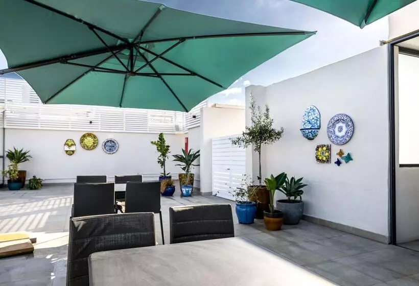 Plaza Regency Hotels